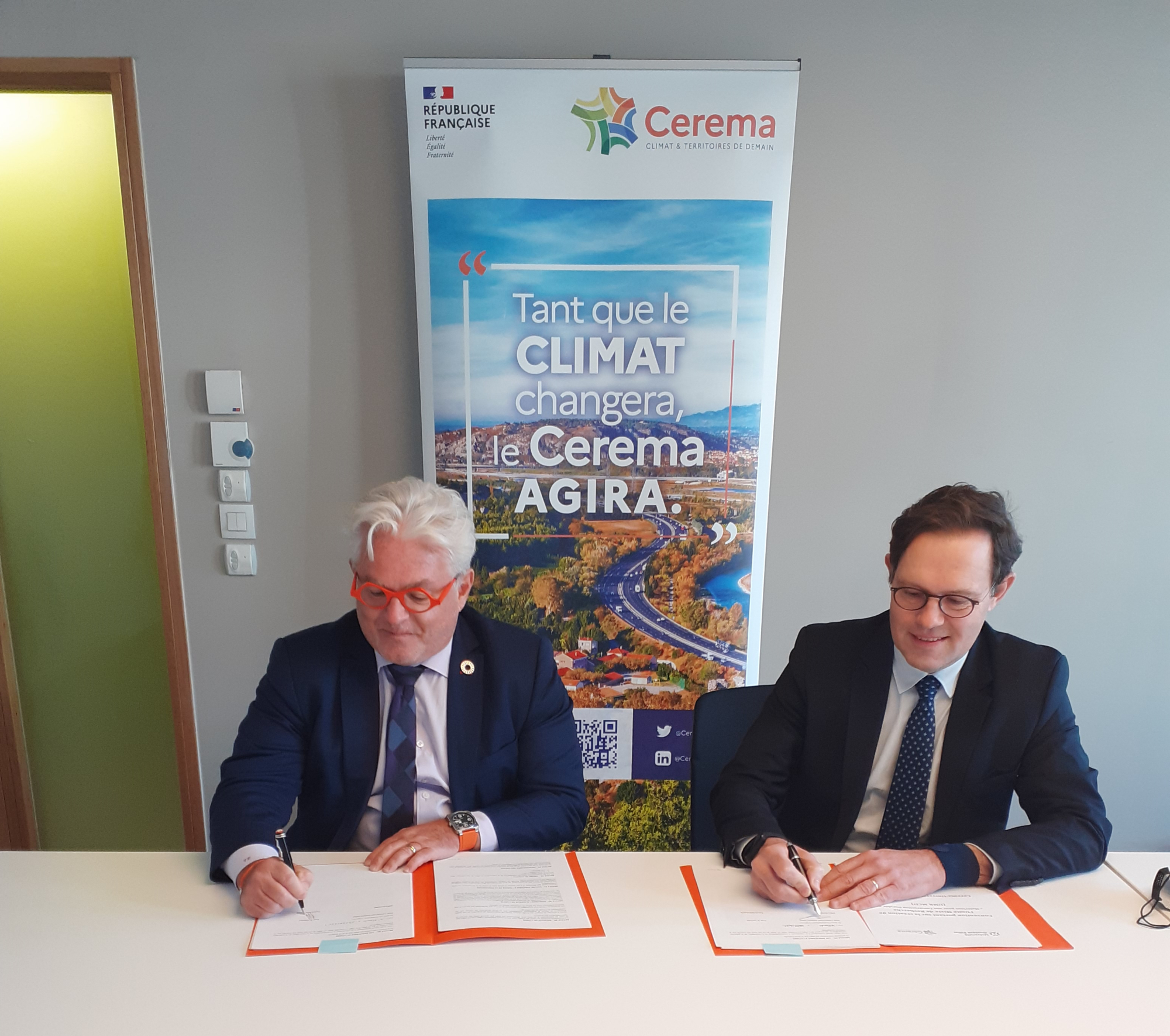 Signature convention